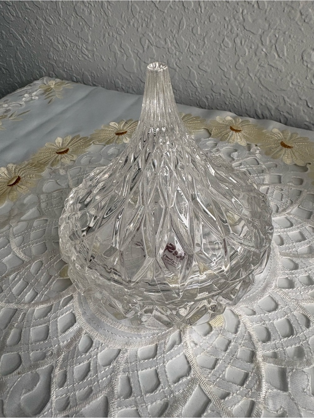 A Hershey Kiss Lead Crystal Candy Dish, Trinket Box With Lid 5.75” x 4.25